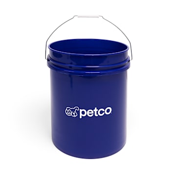 Petco 5-gallon bucket with lid