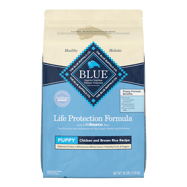 Blue Buffalo Life Protection Formula Natural Puppy Chicken and Brown Rice Dry Dog Food, 30 lbs. - Carousel image #1