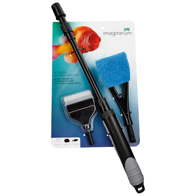 Fish tank glass cleaner outlet