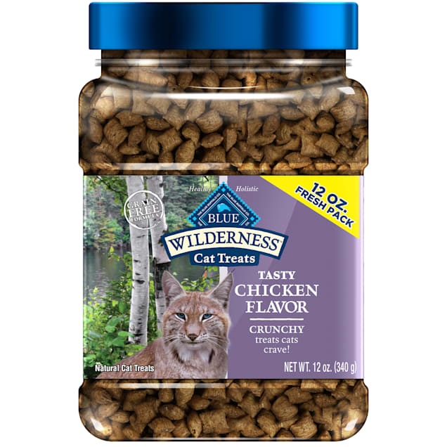Blue Buffalo Wilderness Chicken Crunchy Cat Treat, 12 oz. - Carousel image #1