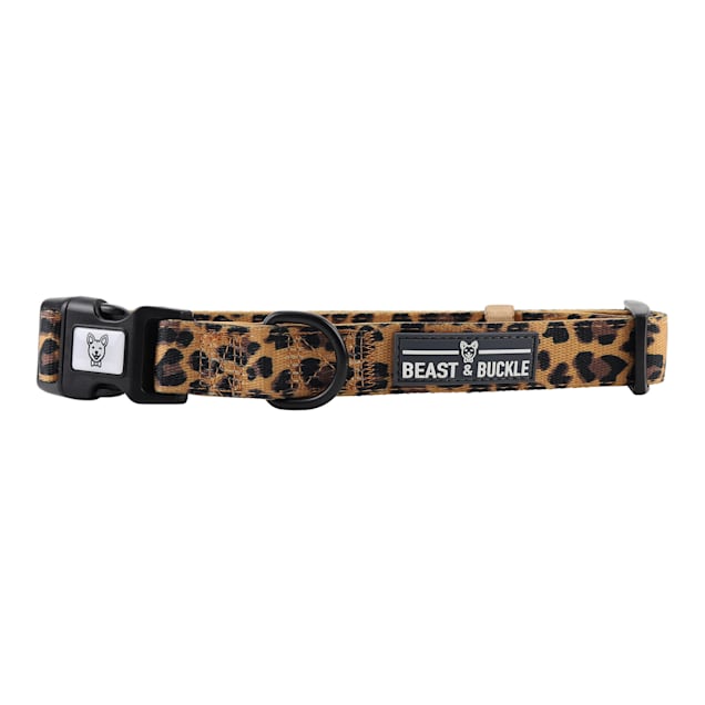 Leopard dog harness and leash clearance