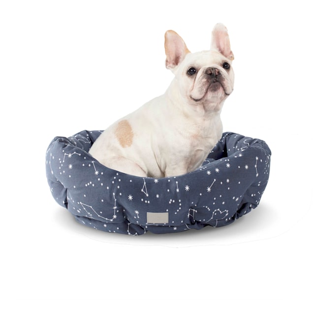 Fringe dog bed shop