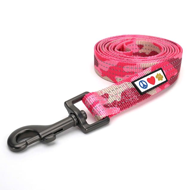 Pawtitas 6 feet Camouflage Pink Reflective Puppy or Dog Leash, X-Small/Small - Carousel image #1