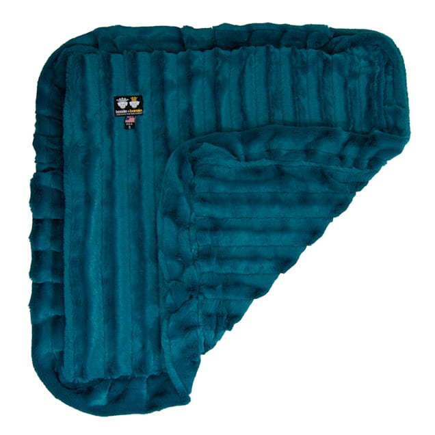 Bessie and Barnie Wonderland Ultra Plush Faux Fur Pet Super Soft Reversible Blanket, 20" L X 20" W - Carousel image #1
