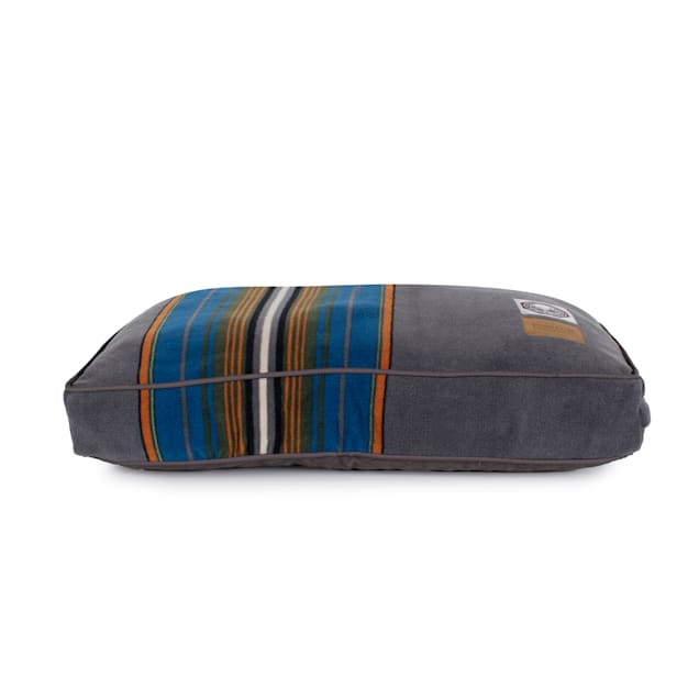Pendleton Olympic National Park Pet Napper, 28" L X 20" W - Carousel image #1