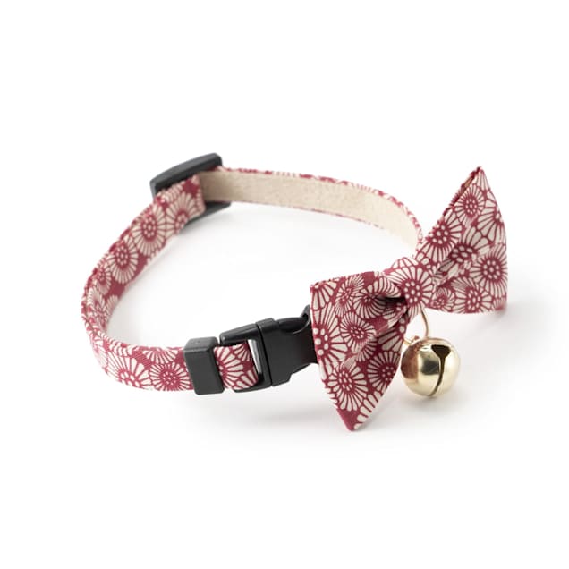 Cat ribbon deals collar