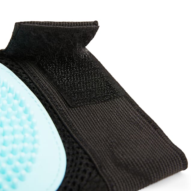 Well & Good Grooming Glove for Dogs