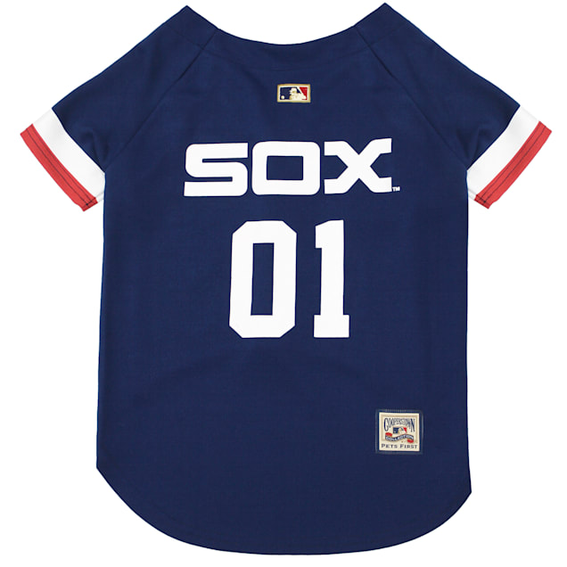 Pets First MLB Chicago White SOX Reversible T-Shirt, Small for Dogs & Cats.  A Pet Shirt with The Team Logo; Stripe Tee Shirt on one Side; Solid Design