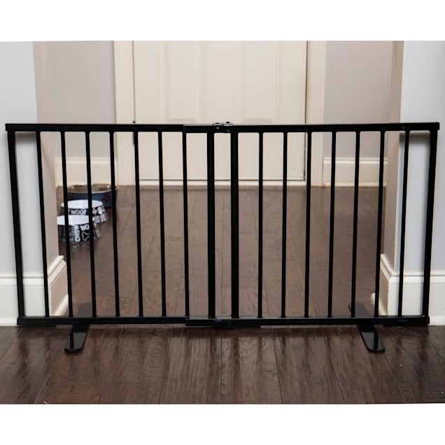 Free standing top metal gate
