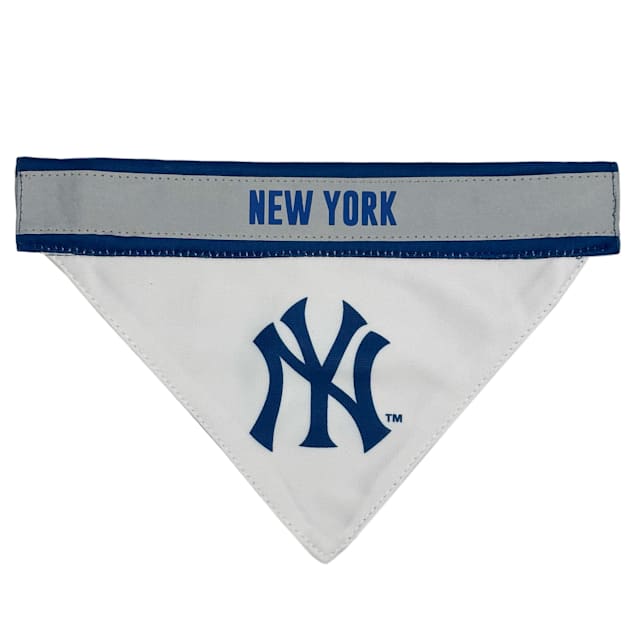 Official New York Yankees Pet Gear, Yankees Collars, Leashes, Chew