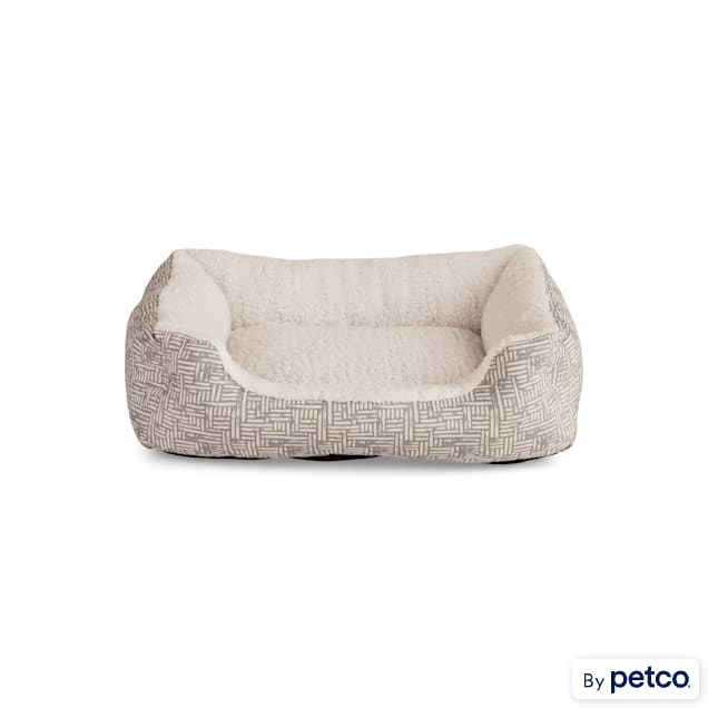 Geometric discount cat bed