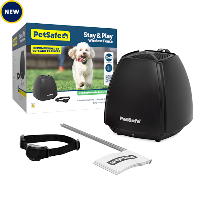 PetSafe Stay & Play Wireless Fence with Replaceable Battery Collar for Dogs - Carousel image #1