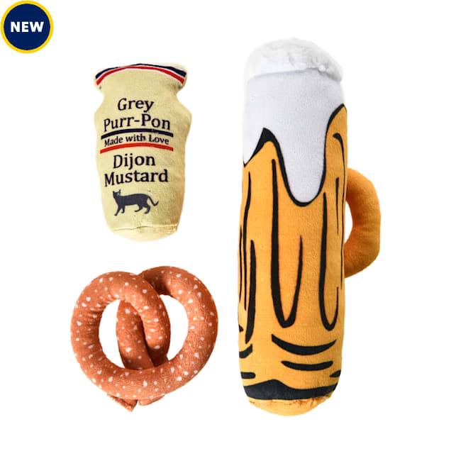 Max & Marlow Beer and Pretzel Catnip Filled Cat Toys Multipack, Medium, Pack of 3 - Carousel image #1