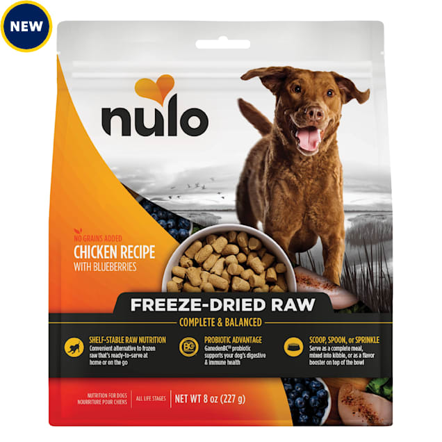 Nulo Chicken & Blueberries Freeze-Dried Raw Dog Food, 8 oz. - Carousel image #1