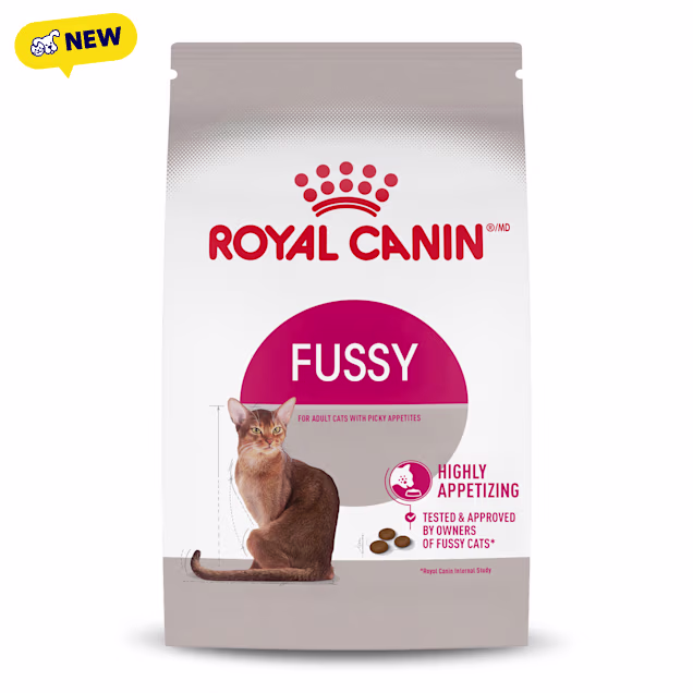 Royal Canin Fresh Health Nutrition Poultry-based Supports Healthy Weight Fussy Dry Cat Food for Adult Cats, 7 lbs. - Carousel image #1