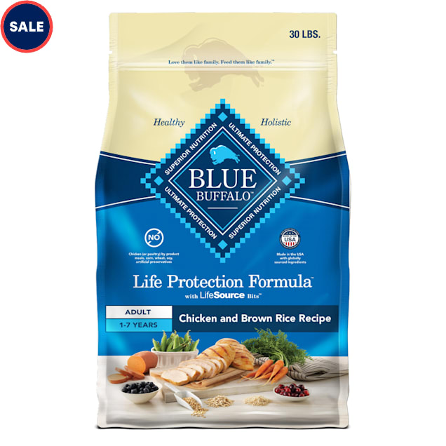 Blue Buffalo Blue Life Protection Formula Adult Chicken and Brown Rice  Recipe Dry Dog Food, 30 lbs.