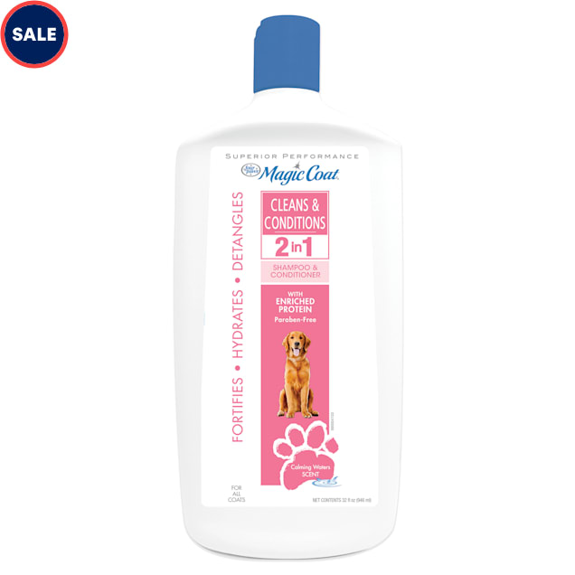 Four Paws Magic Coat Cleans & Conditions 2-in-1 Shampoo & Conditioner for Dogs, 32 fl. oz. - Carousel image #1