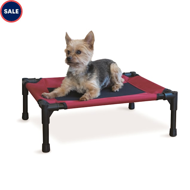K&H Elevated Barn Red Pet Bed, 17" L X 22" W X 7" H - Carousel image #1