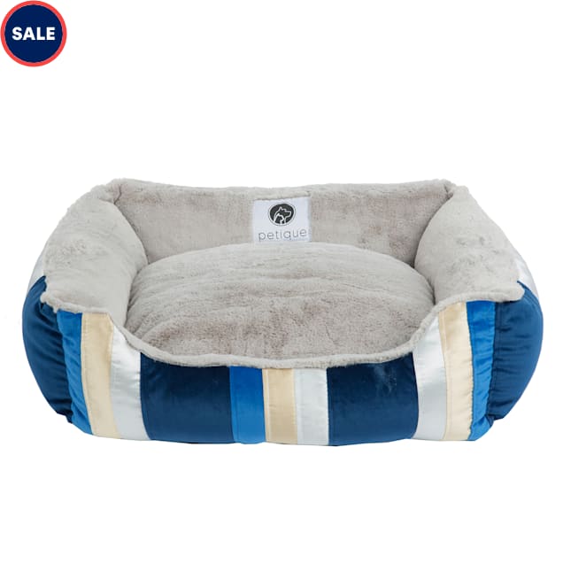 Petique Golden Waves Pet Bed, 23" L X 21" W - Carousel image #1