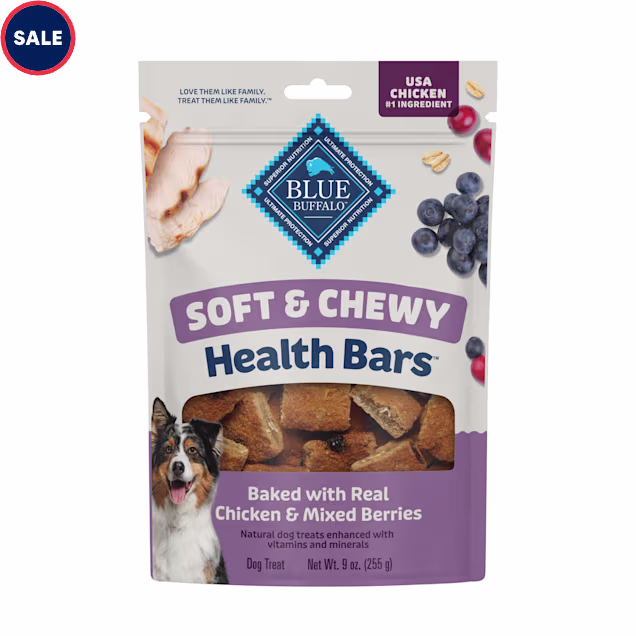 Blue Buffalo Soft & Chewy Health Bars Baked with Real Chicken & Mixed Berries Natural Dog Treats, 9 oz. - Carousel image #1