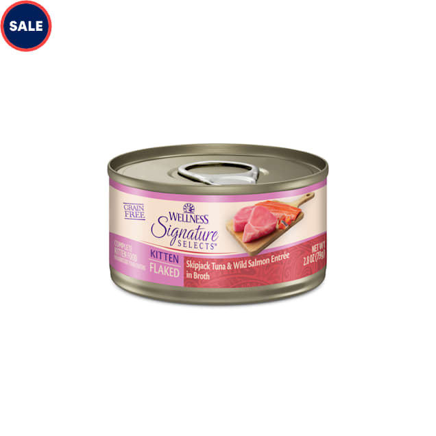 Wellness CORE Grain Free Skipjack Tuna & Wild Salmon Signature Selects Flaked Kitten Wet Cat Food, 2.8 oz., Case of 12 - Carousel image #1