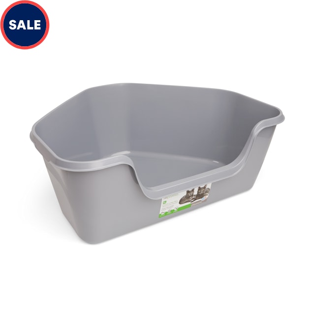 So Phresh HighBack Corner Grey Litter Box, 26.25"L x 21.5"W x 10"H Petco