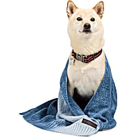 Reddy Cozy Throw Blanket for Dogs
