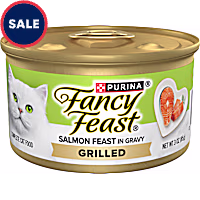 Fancy Feast Grilled Salmon Feast in Wet Cat Food Gravy