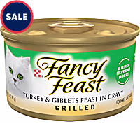 Fancy Feast Grilled Turkey and Giblets Feast in Wet Cat Food Gravy