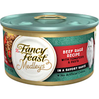 Fancy Feast Medleys in Gravy Beef Ragu Recipe with Tomatoes and Pasta in a Savory Sauce Wet Cat Food