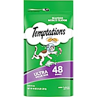 Temptations Classic Seafood Medley Flavor Crunchy and Soft Cat Treats