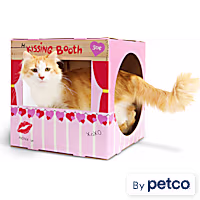 YOULY Kissing Booth Cat Scratch Condo