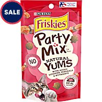 Friskies Party Mix Natural Yums With Real Salmon and Vitamins, Minerals & Nutrients Natural Cat Treats