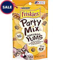 Friskies Party Mix Natural Yums With Real Chicken & Vitamins, Minerals & Nutrients Cat Treats