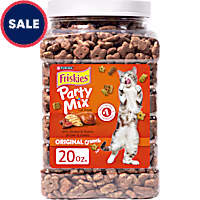 Friskies Party Mix Original Crunch Treats for Cats