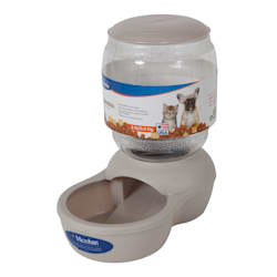 automatic dog feeder petco