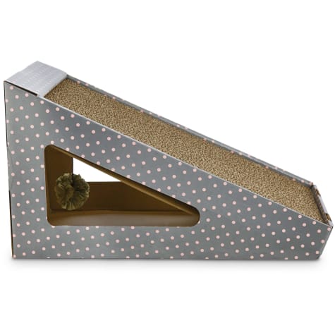 scratch ramp for cats