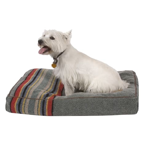 Pendleton Yakima National Park Dog Bed