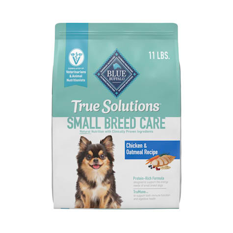Blue Buffalo True Solutions Small & Mighty Chicken Natural Dry Food for Adult Small Breed Dogs