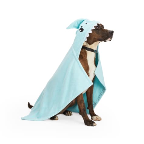 Well & Good Chracter Robe Shark Dog Towel