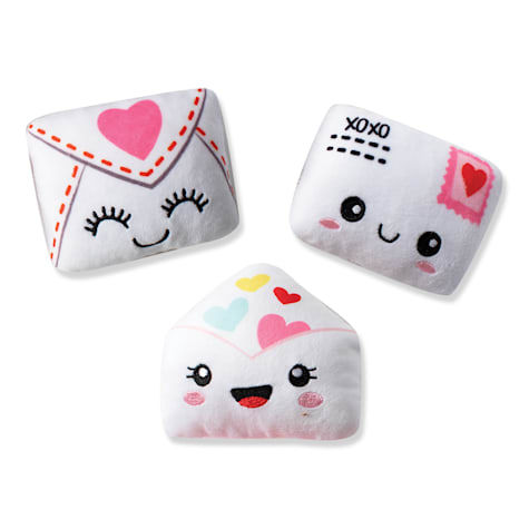 PetShop by Fringe Studio Sealed With A Kiss Plush Dog Toy Set