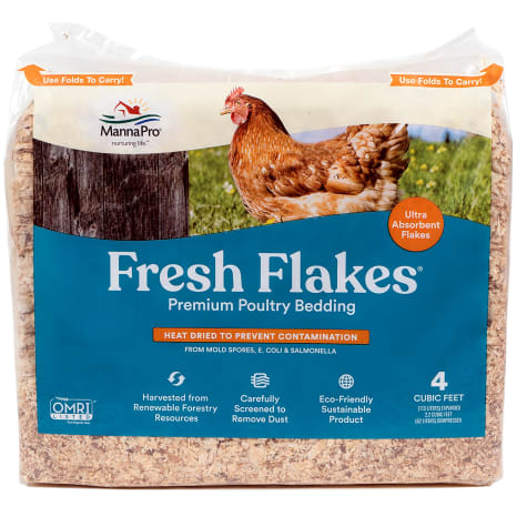 Manna Pro Fresh Flakes 4 Cubic Feet Chicken Poultry Bedding