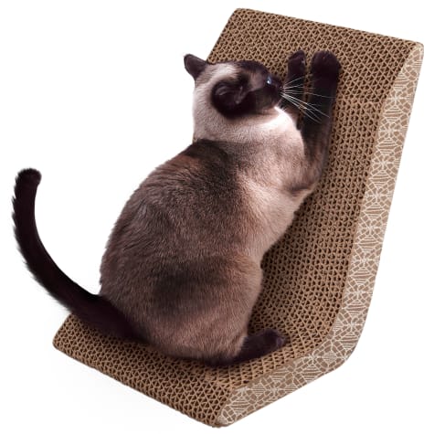 Petlinks Scratcher's Choice+ Ramp Catnip-Infused Reversable Corrugate Cat Scratcher