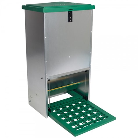 My Favorite Chicken Green Feedomatic Automatic Chicken Treadle Feeder