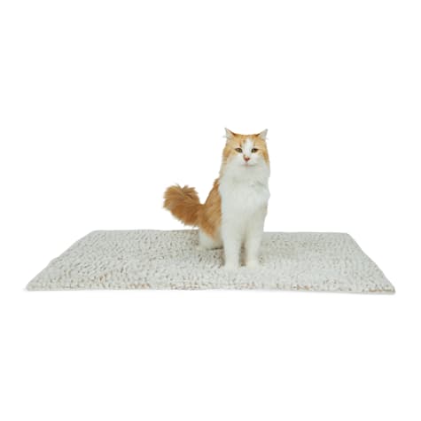 EveryYay Cream Self-Warming Cat Throw