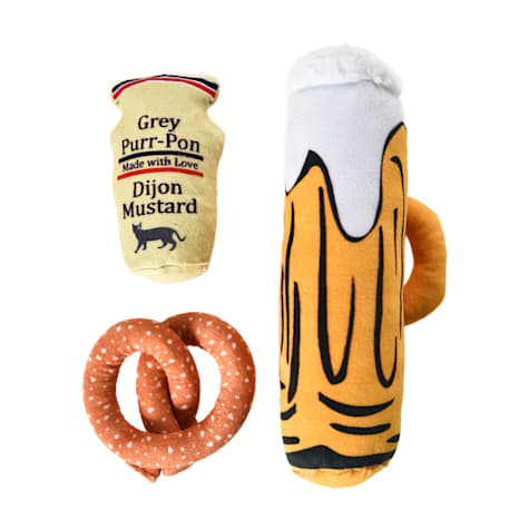 Max & Marlow Beer and Pretzel Catnip Filled Cat Toys Multipack
