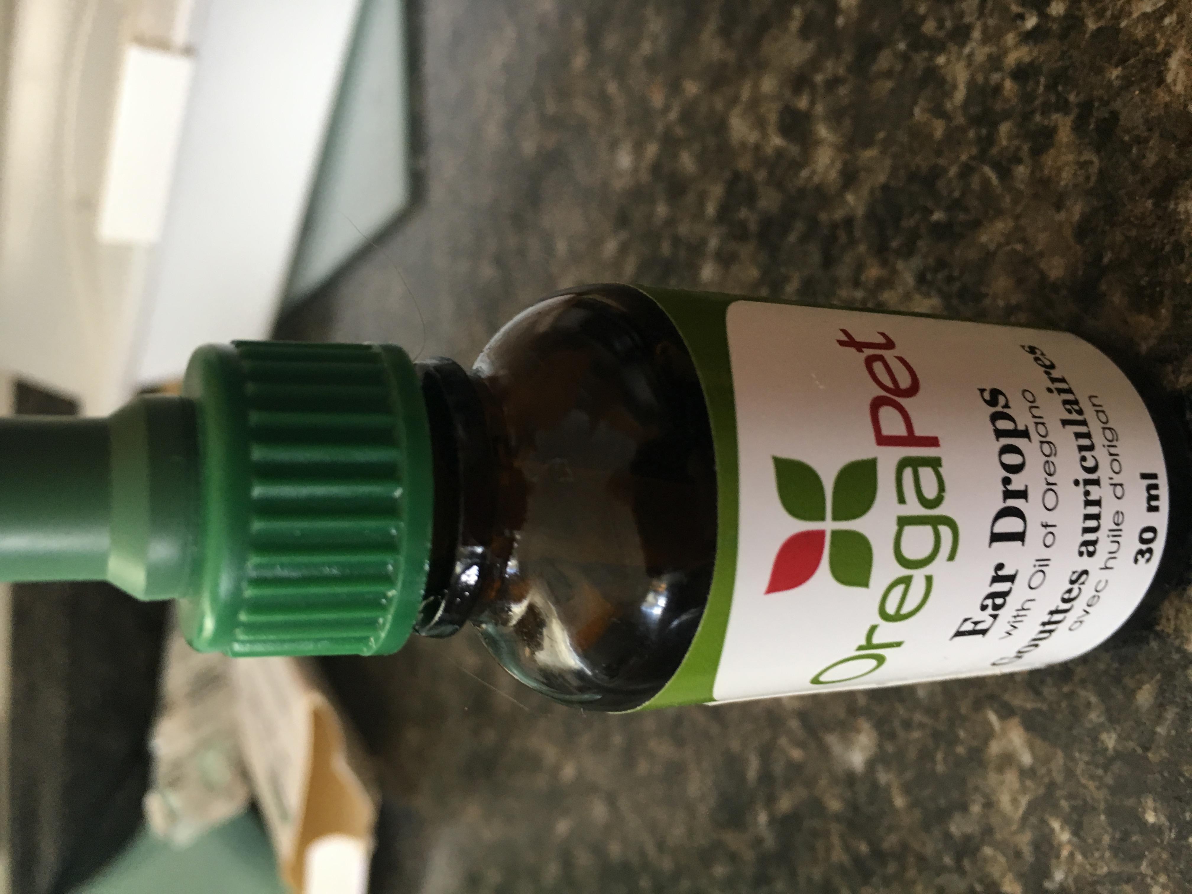 How to soothe your dog's irritated ears after ear wax oil treatment | Petco