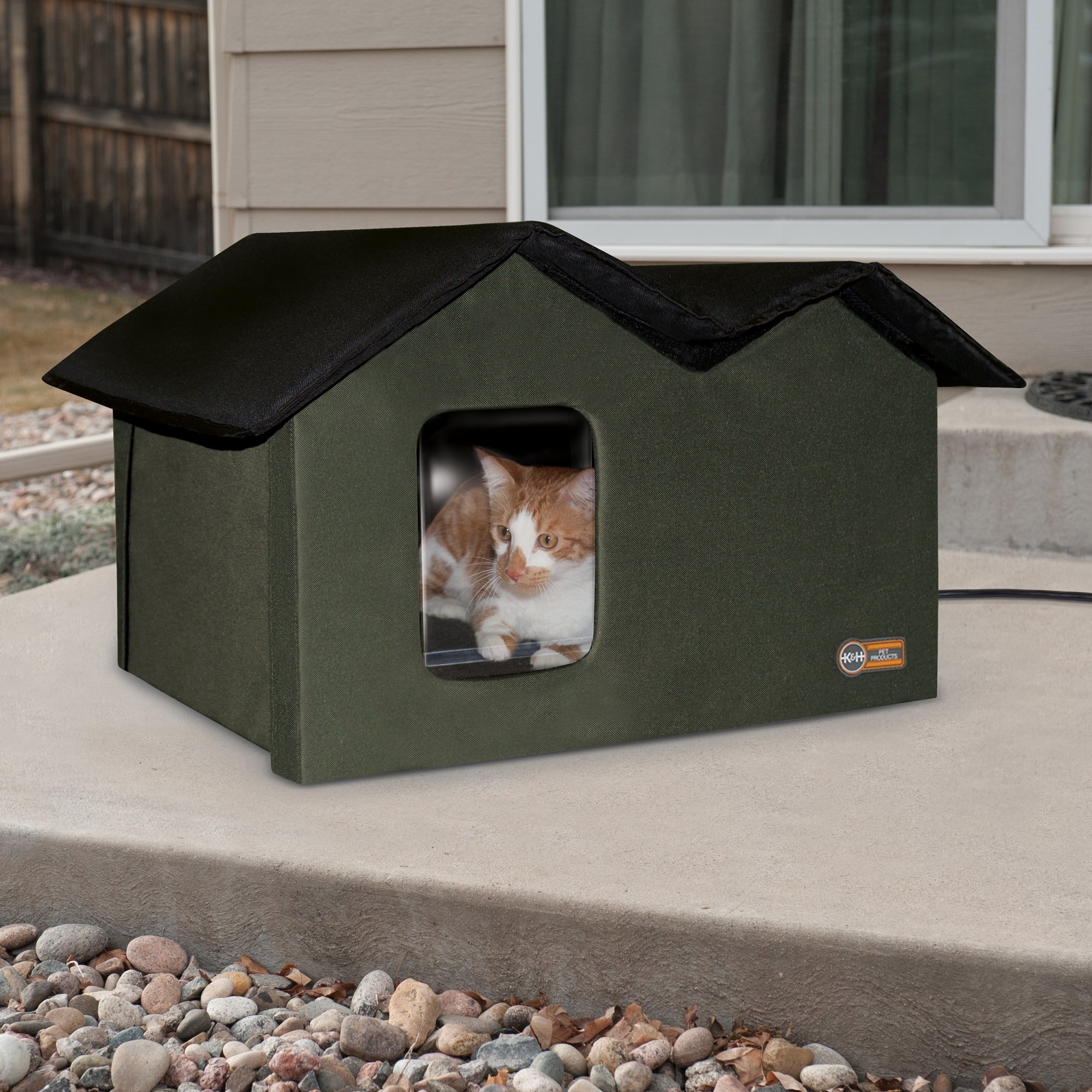 Petco heated best sale cat house