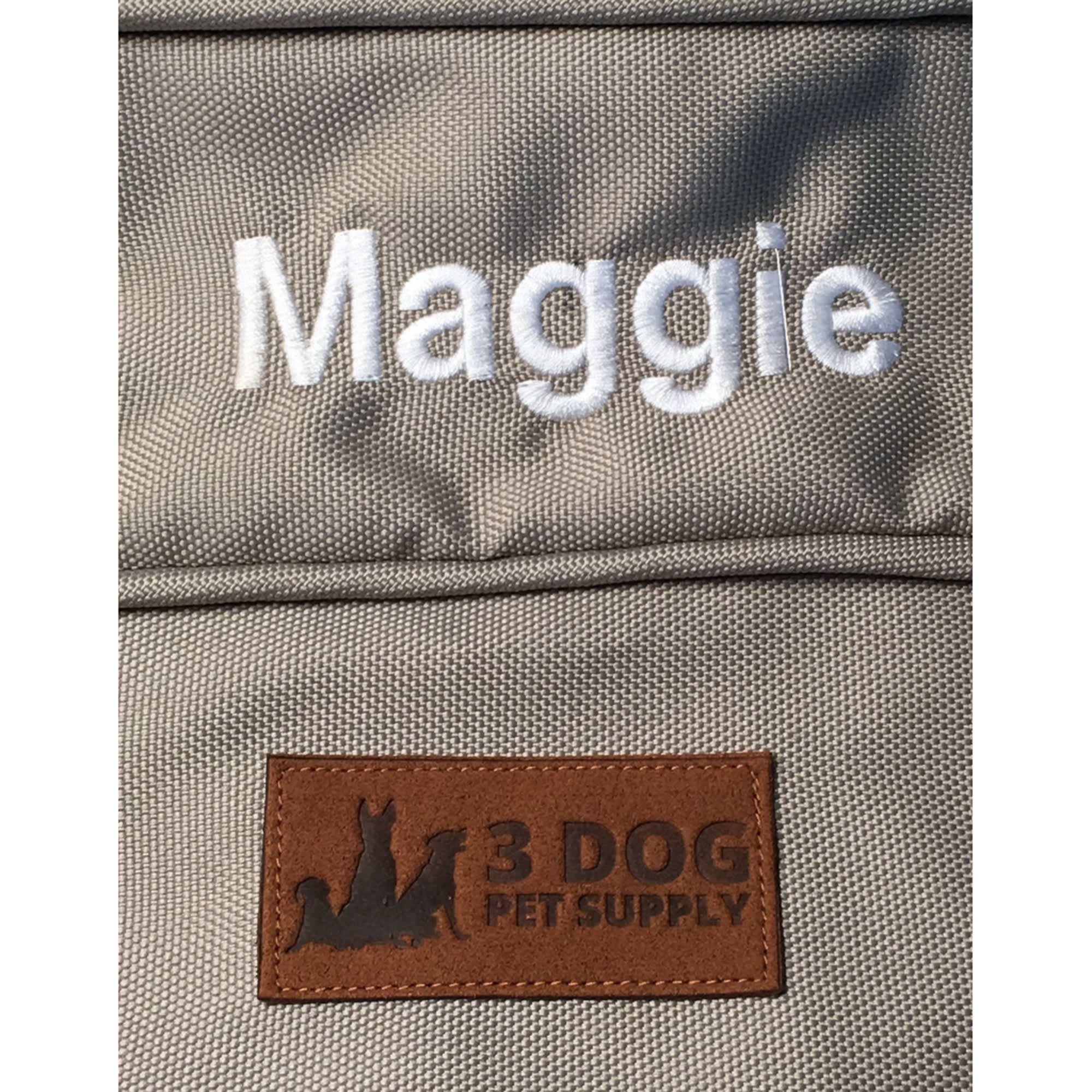 Michigan State Spartans 3 Dog Pet Supply Large EZ Wash Fleece Headrest Bed - Gray