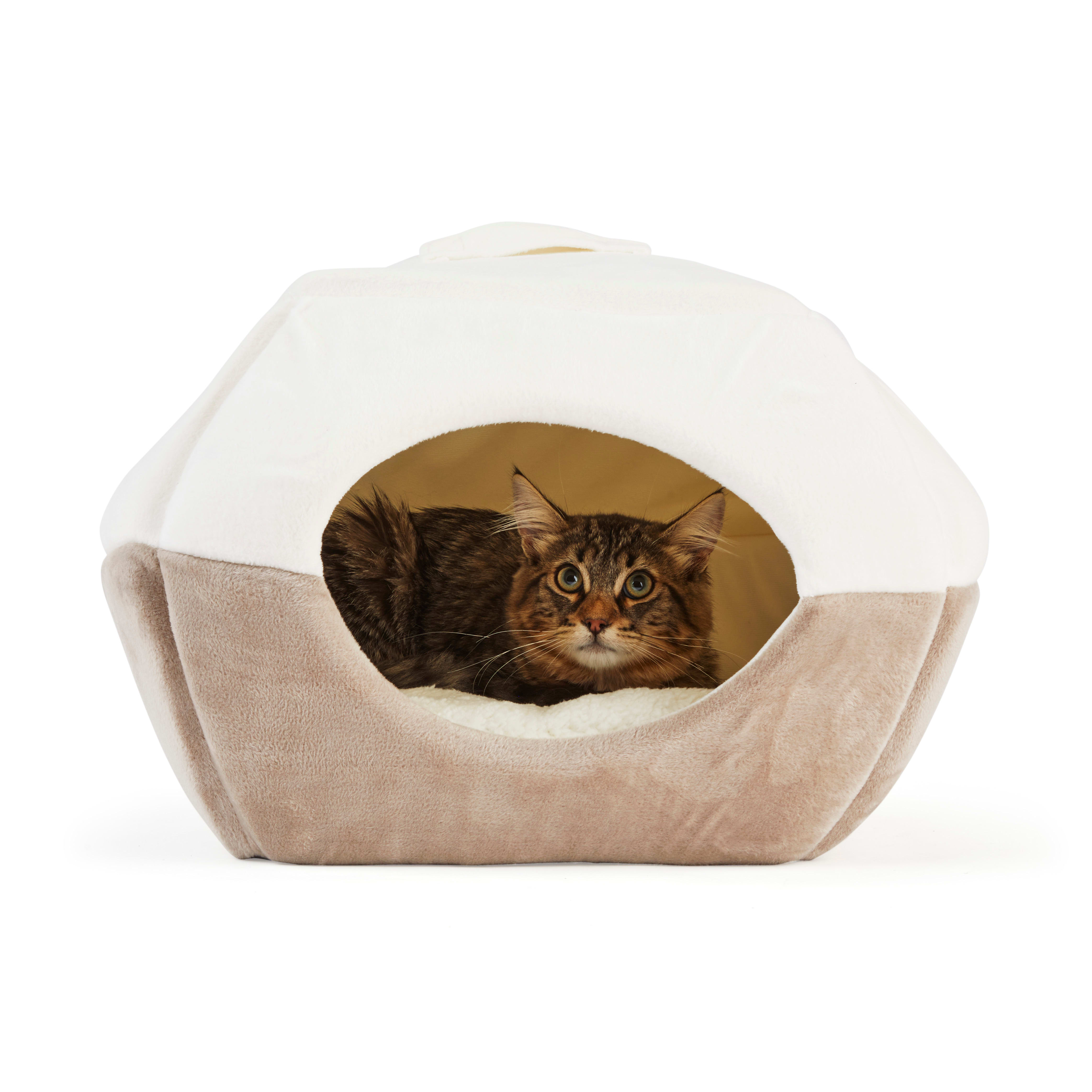 EveryYay Straw Cat Head Bed, 16.5 L X 14.2 W X 14.5 H